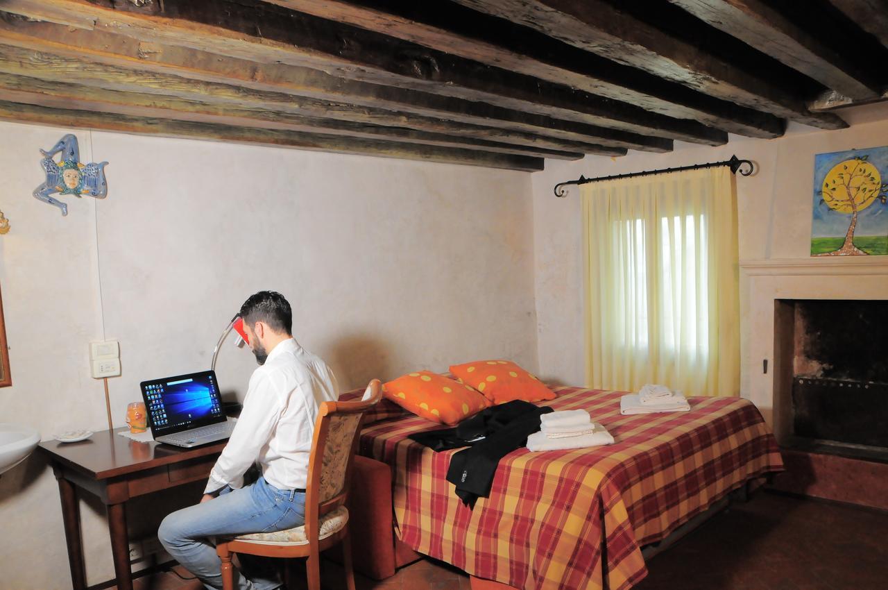 Hotel La Corte Correzzola Экстерьер фото