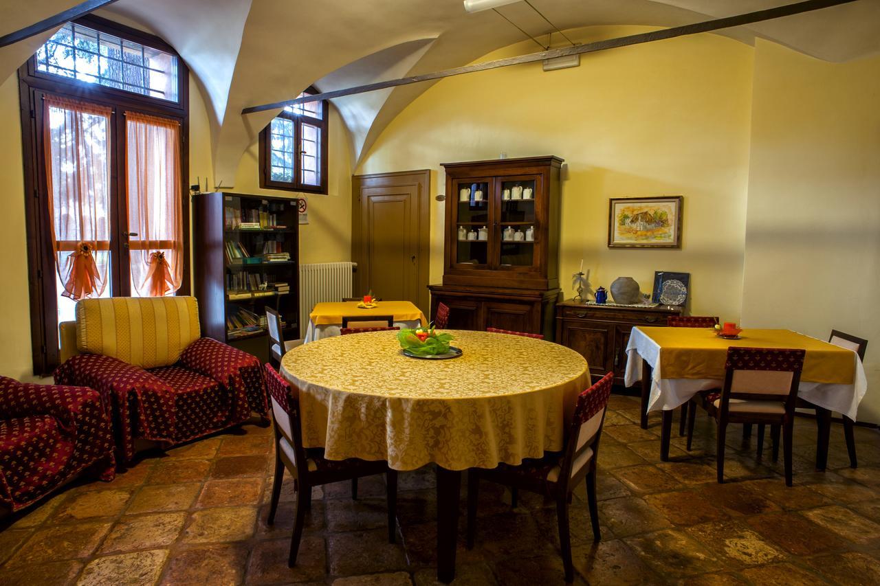 Hotel La Corte Correzzola Экстерьер фото